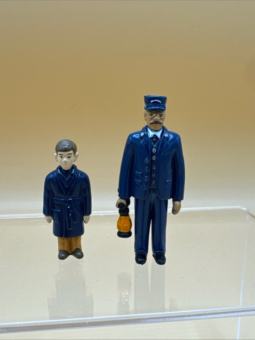 Lionel The Polar Express Figures Conductor & Hero Boy G Gauge Replacement People